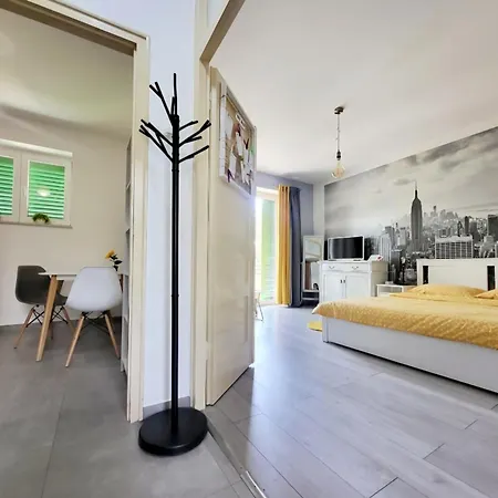 Appartement Cozy With Balcony 10 Min From The