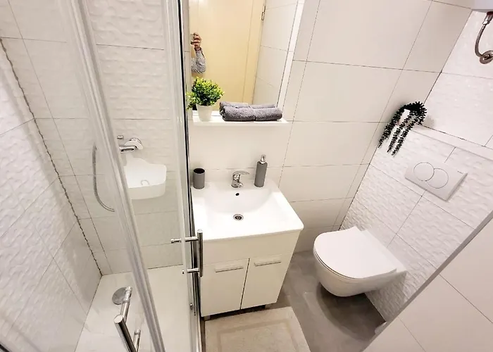 Апартаменты Cozy With Balcony 10 Min From The *